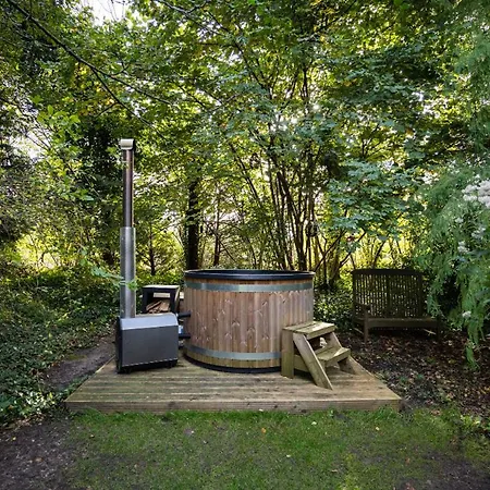 Little Escape No 2 *